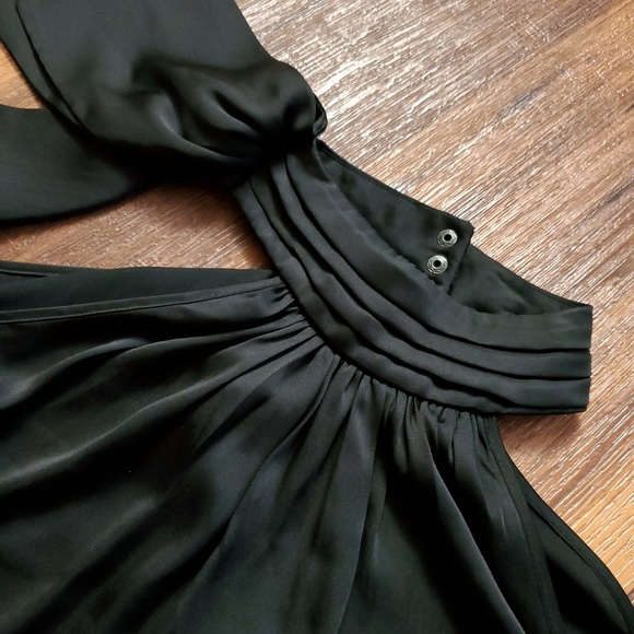 Top - Picture 4 of 6